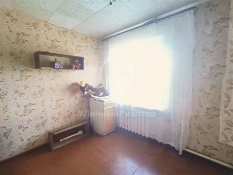 3-к квартира, 3/3 эт., 56м²