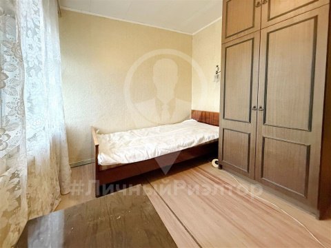 3-к квартира, 4/4 эт., 42м²